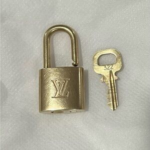 Louis Vuitton Authentic Lock and Key #322